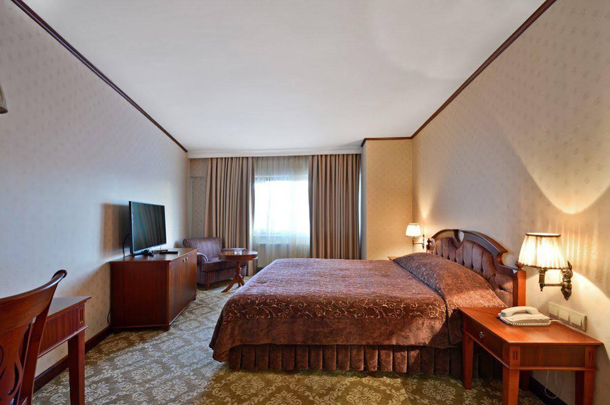 Karinna Hotel Convention & Spa
