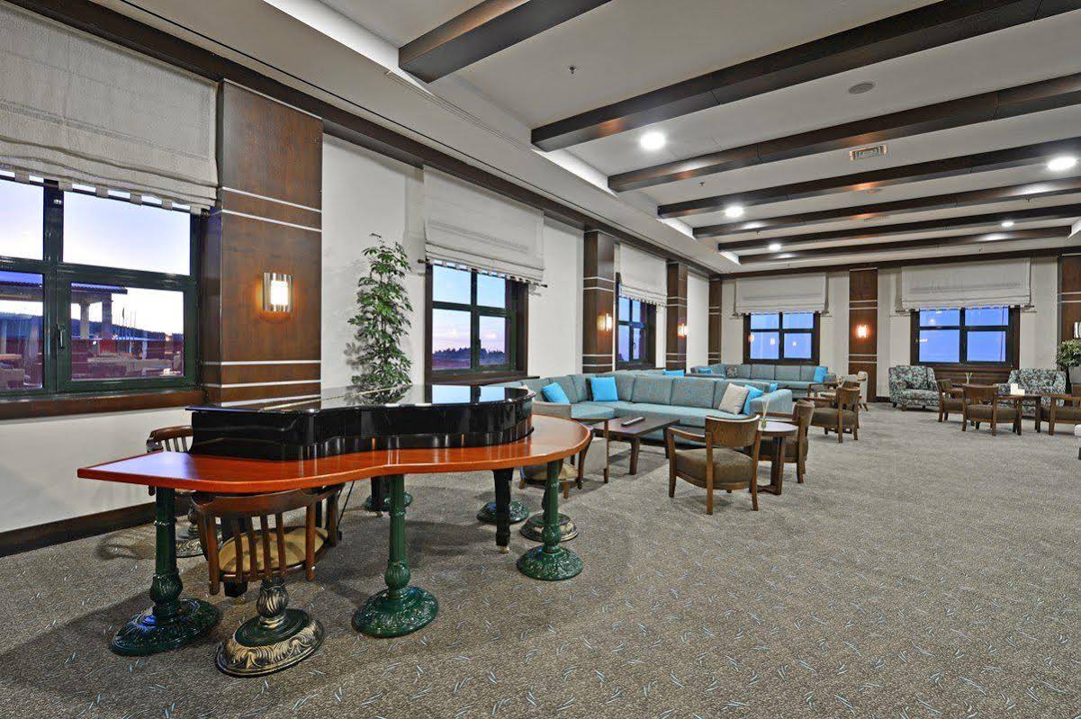 Karinna Hotel Convention & Spa