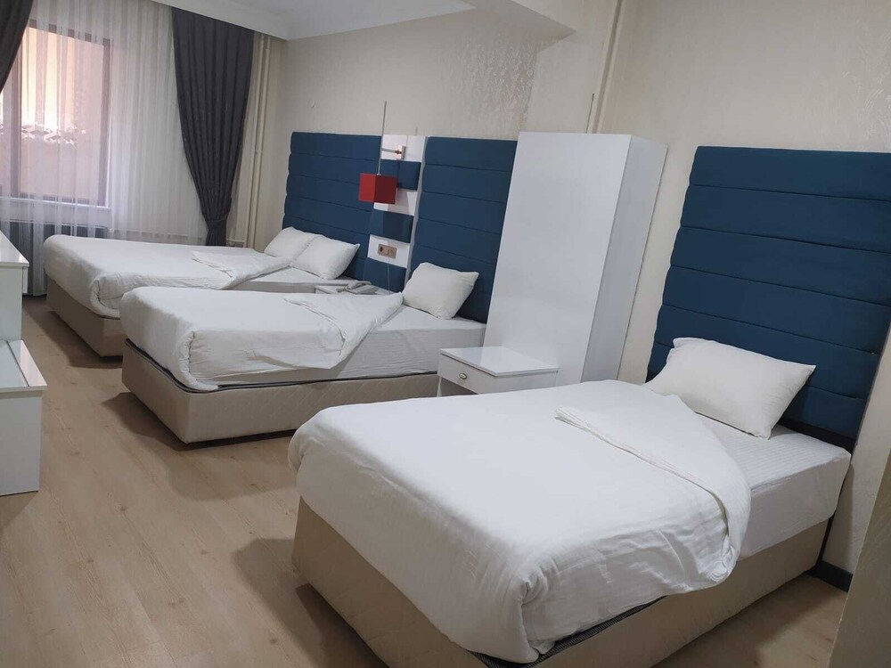 Athena Life Hotel