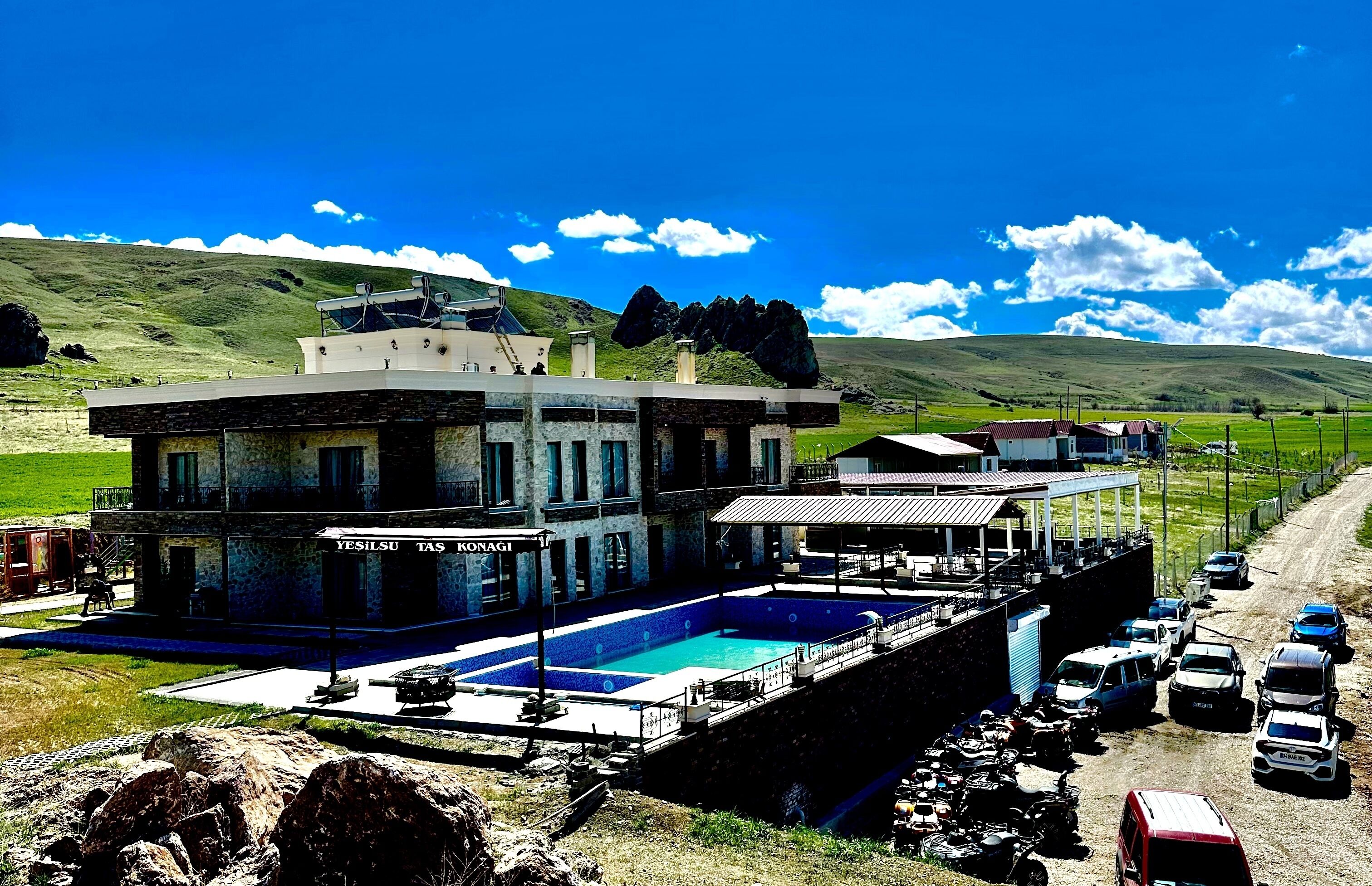 Yesilsu Tas Konagi