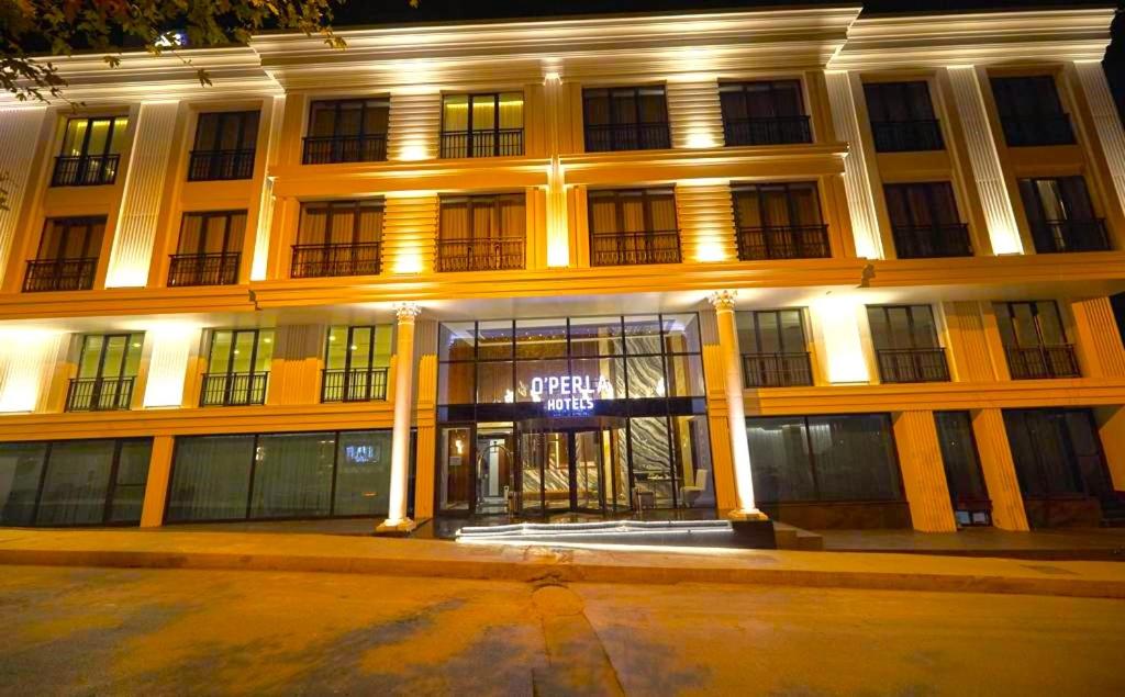 Operla Airport Hotels, Trademark Collection by Wyndham