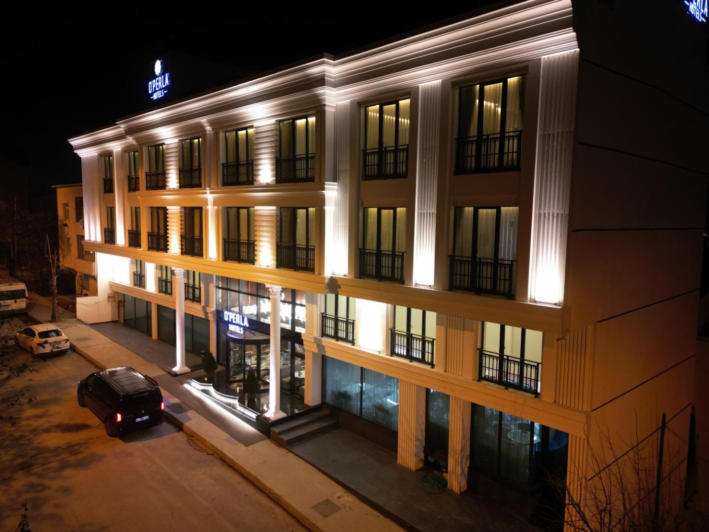 Operla Airport Hotels, Trademark Collection by Wyndham