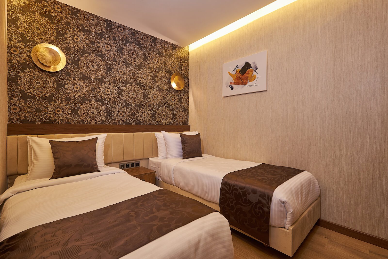 Operla Airport Hotels, Trademark Collection by Wyndham