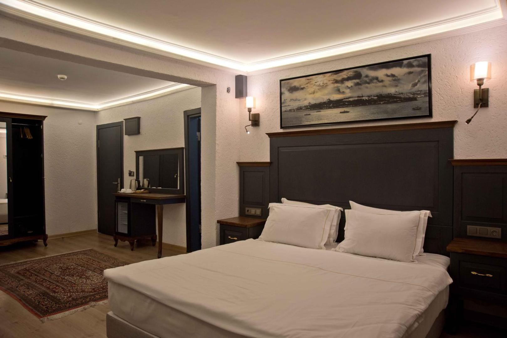 Blue Tuana Hotel