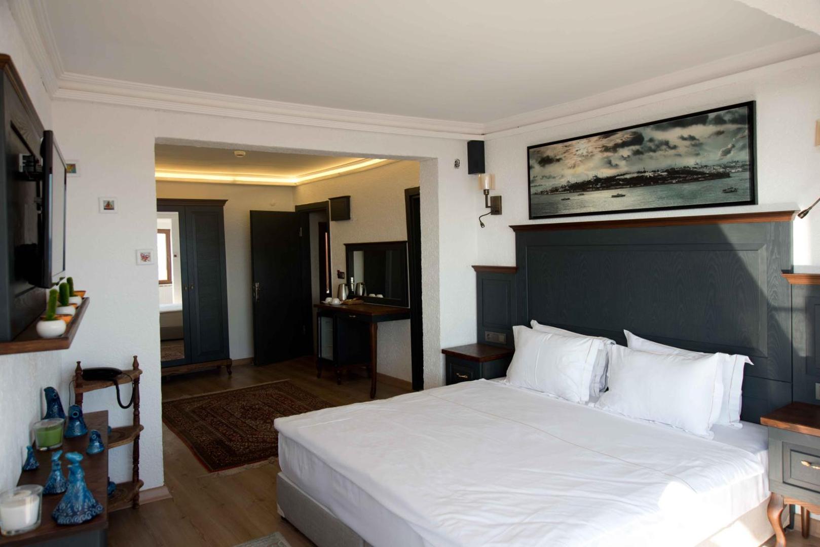 Blue Tuana Hotel