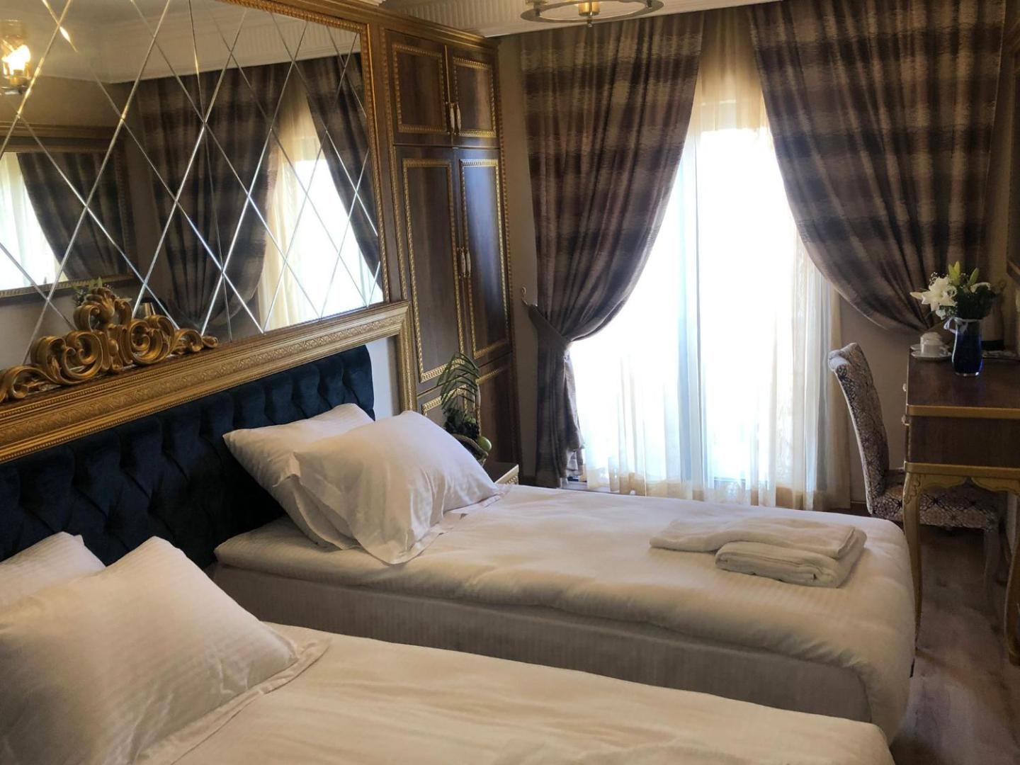 Golden Hill Hotel Downtown