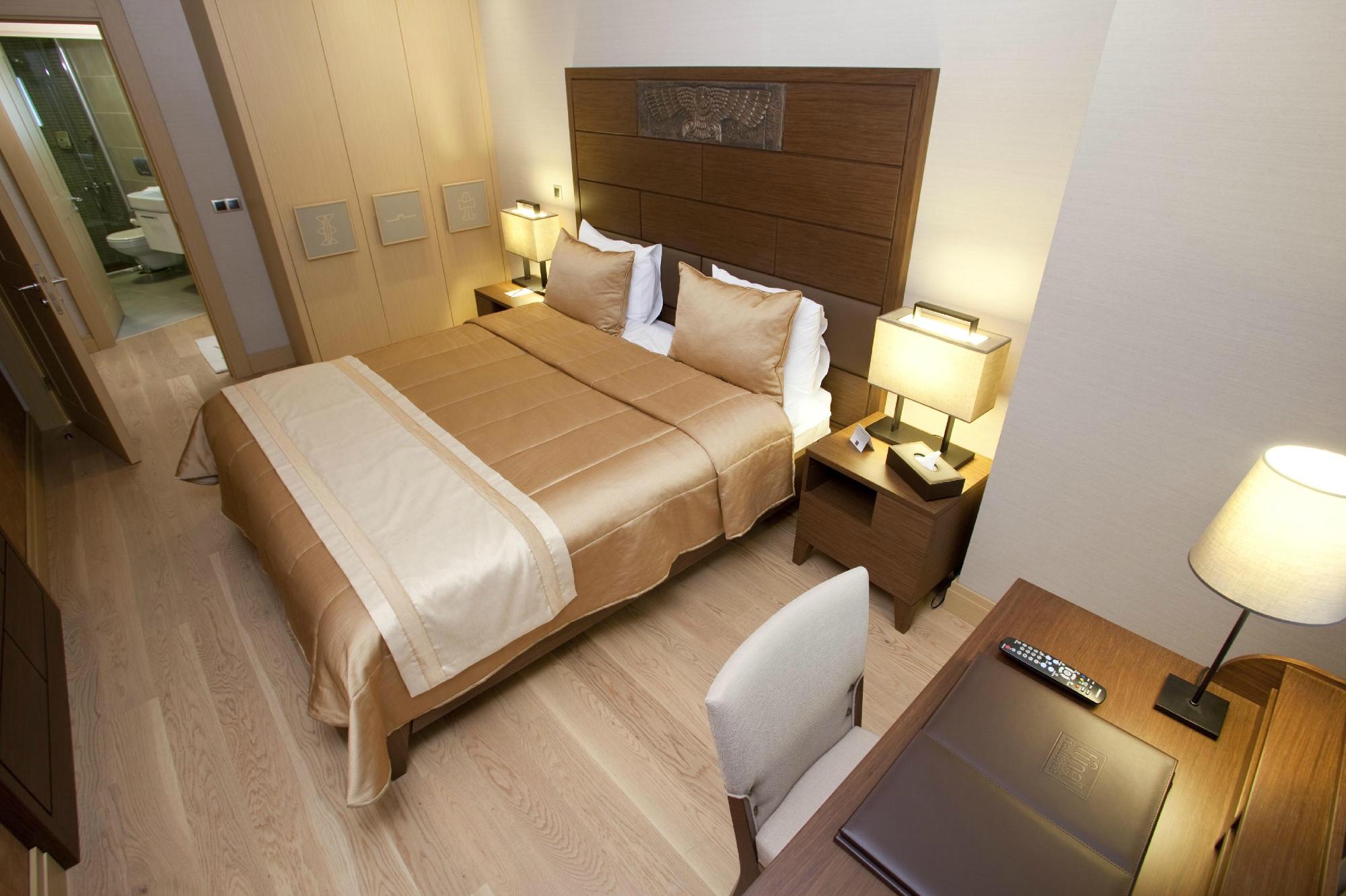 Continental Hotel Pera