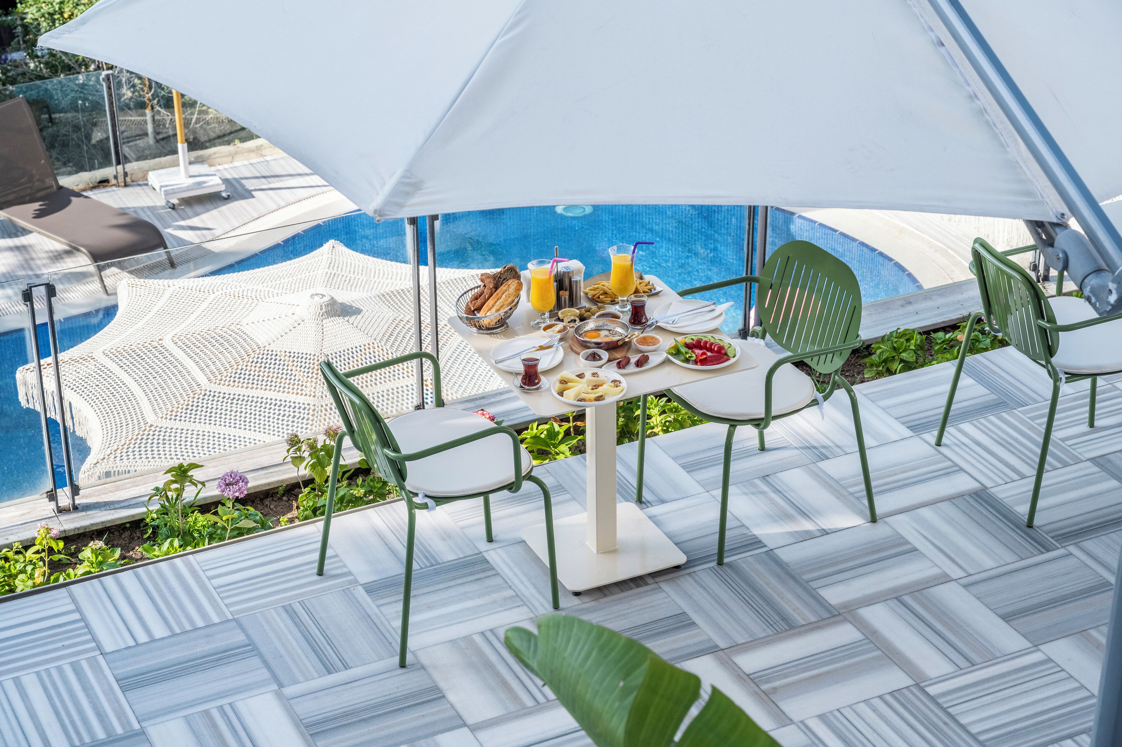 Hillora Hotel
