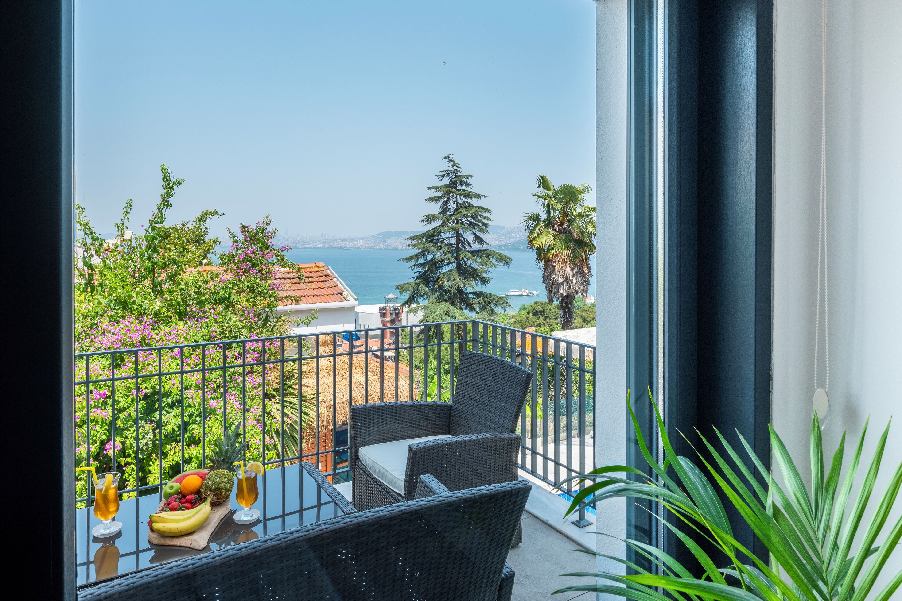 Hillora Hotel