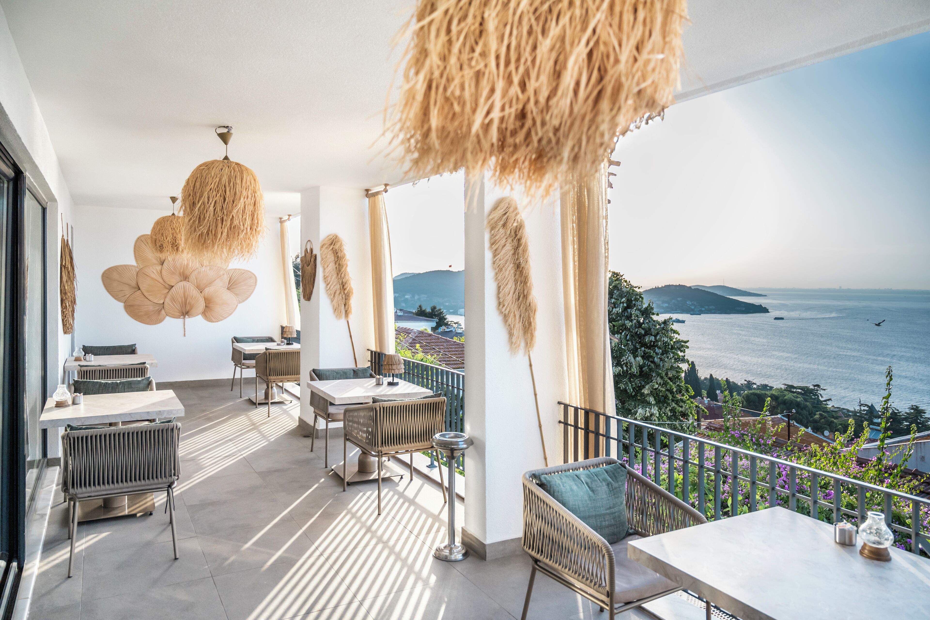 Hillora Hotel
