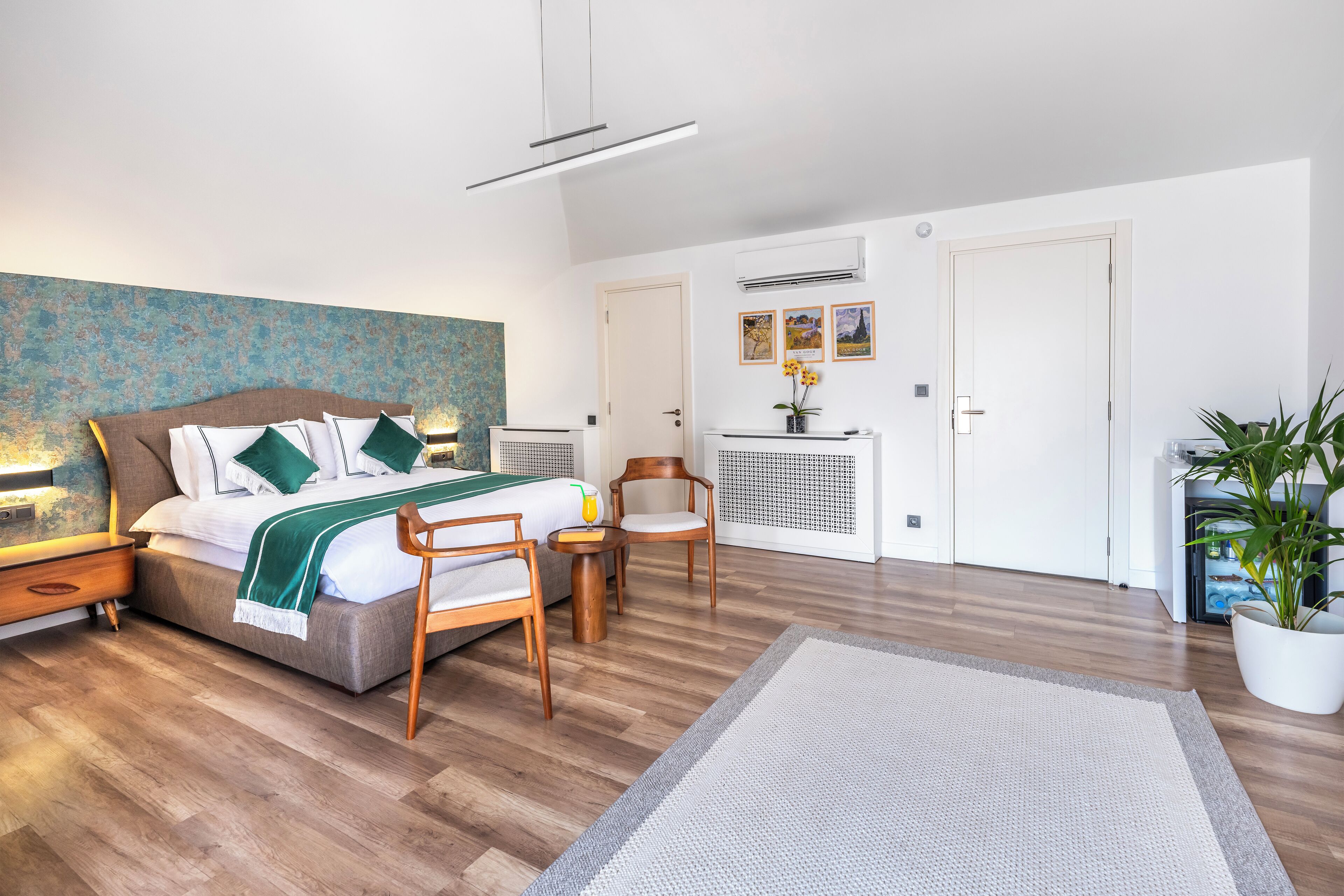 Hillora Hotel