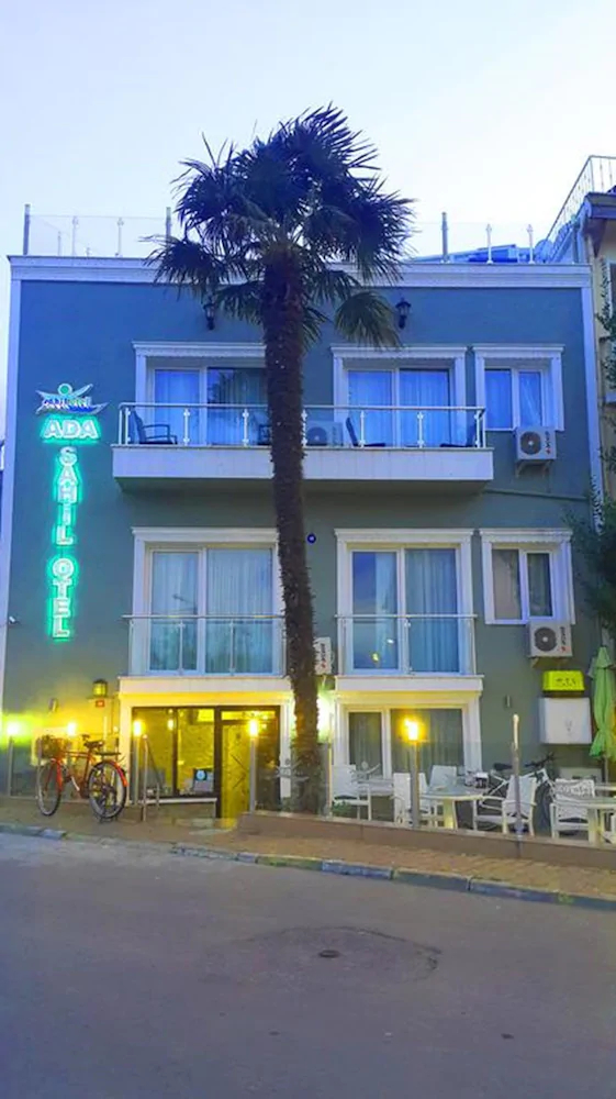 Ada Sahil Otel