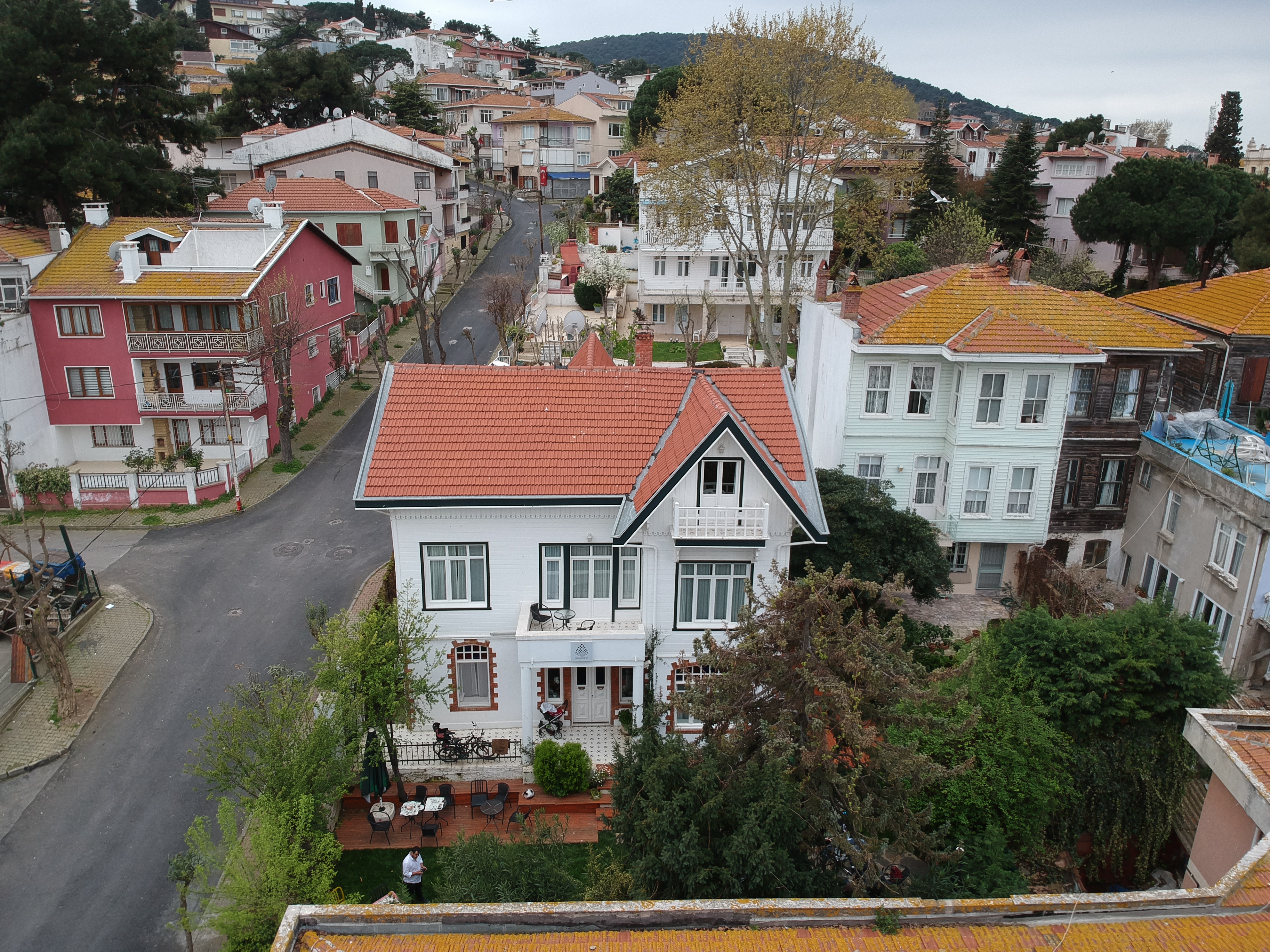 Serguzest Otel