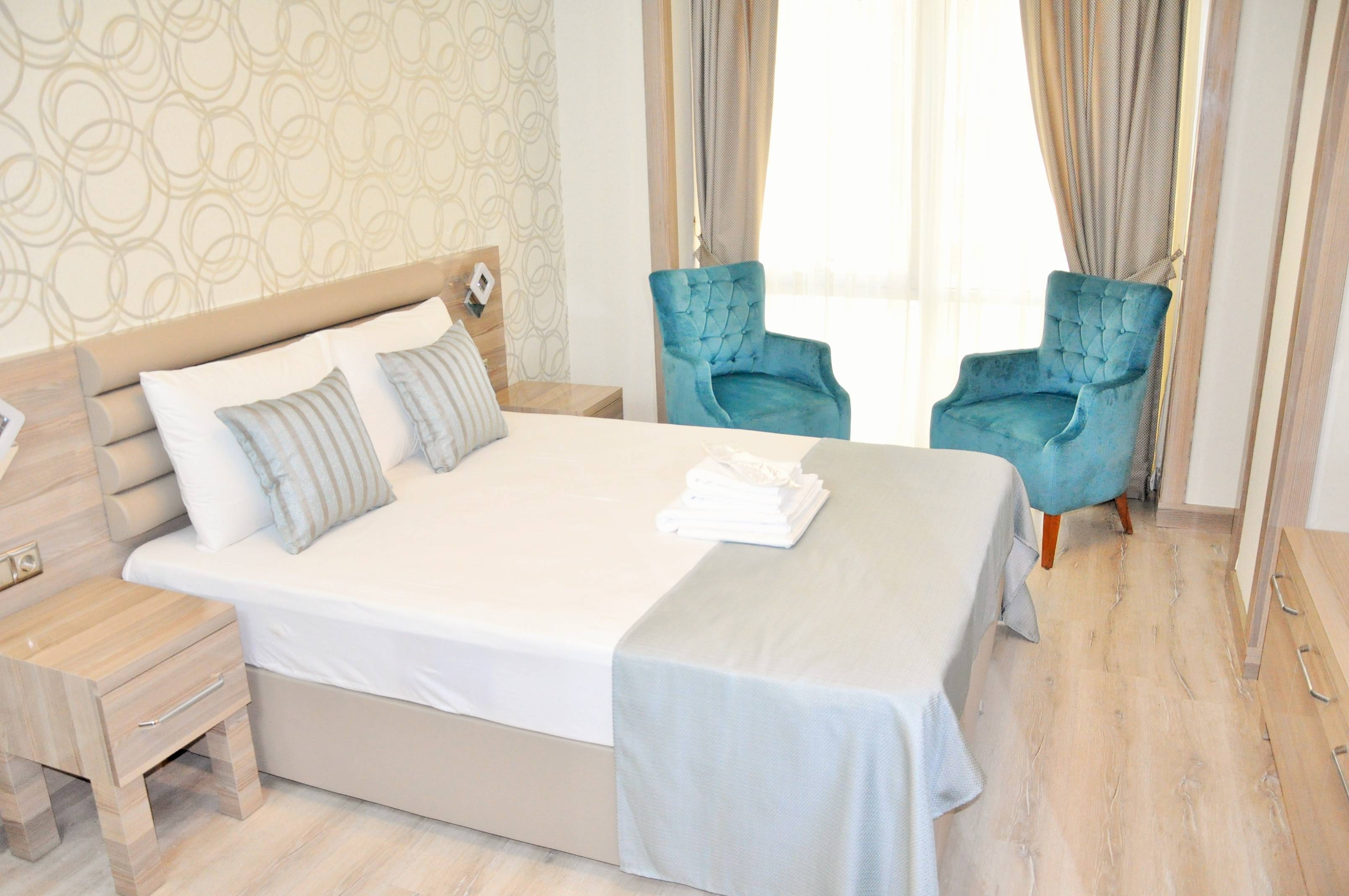 MyHouse Suites Hotel