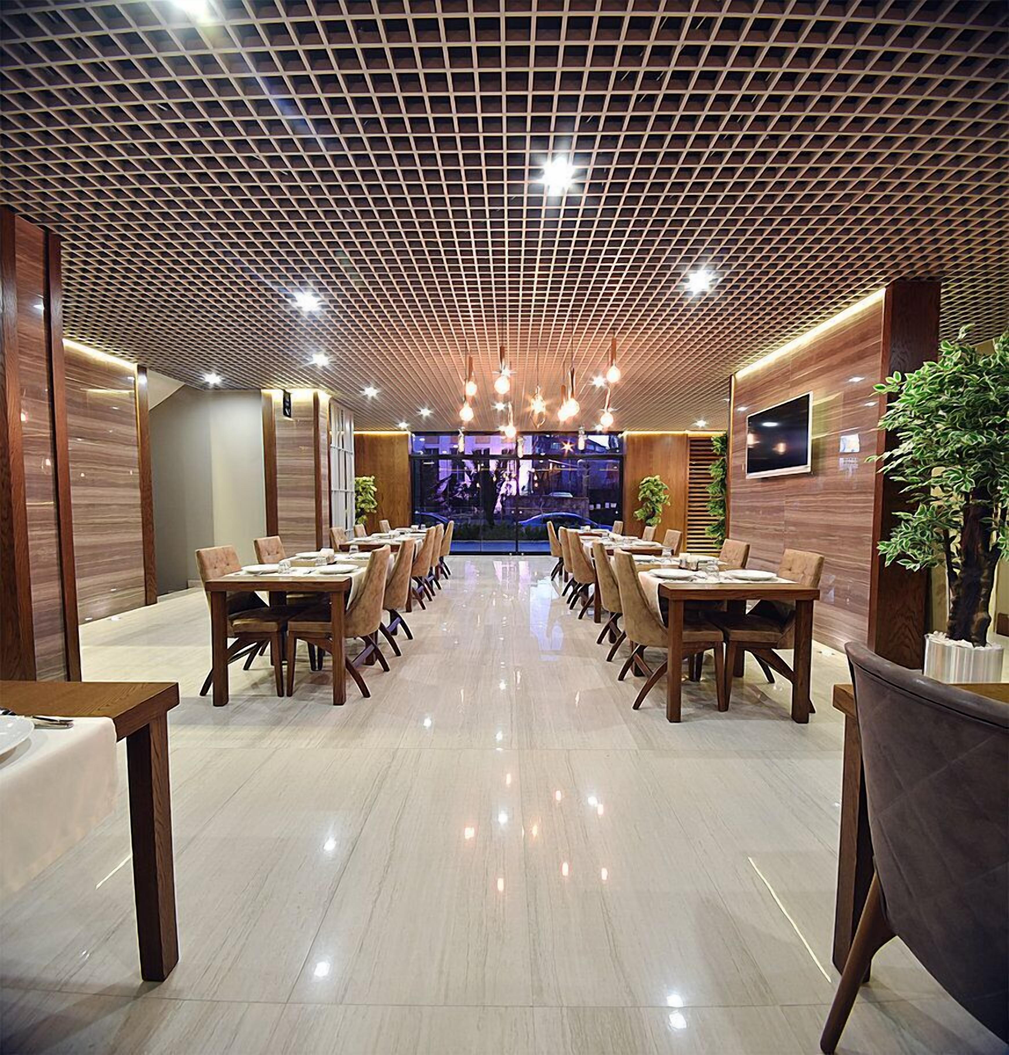 The Elegant Hotel