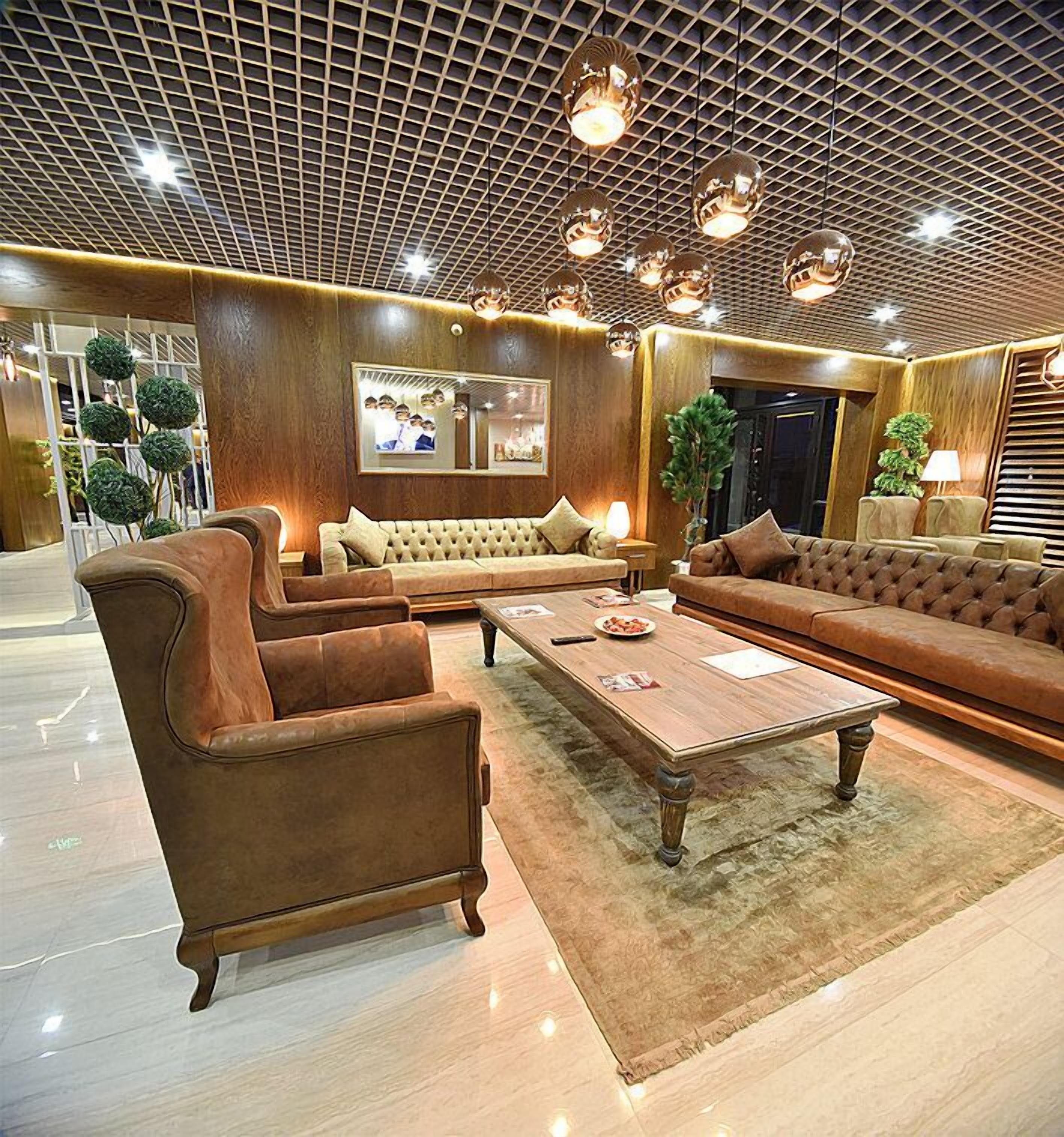 The Elegant Hotel