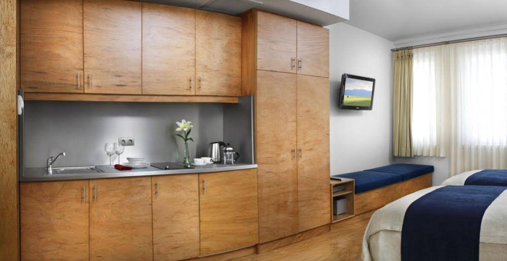 Mayer Loft Suites