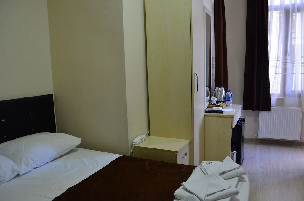 AddresSuitesHotel