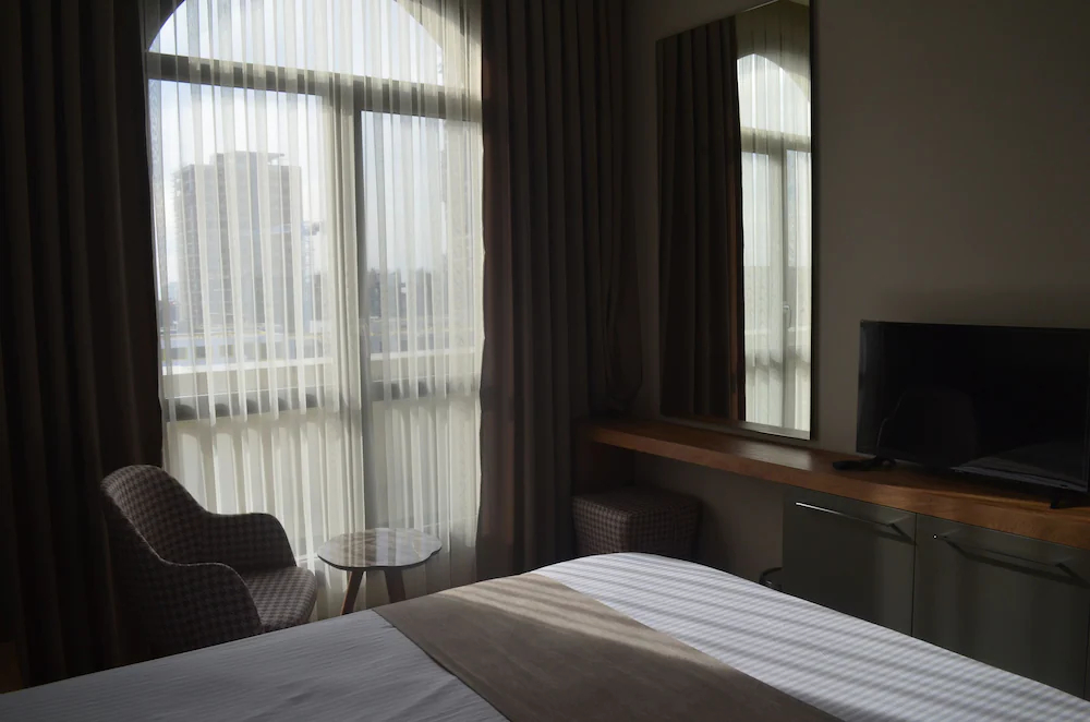 Agora Suites