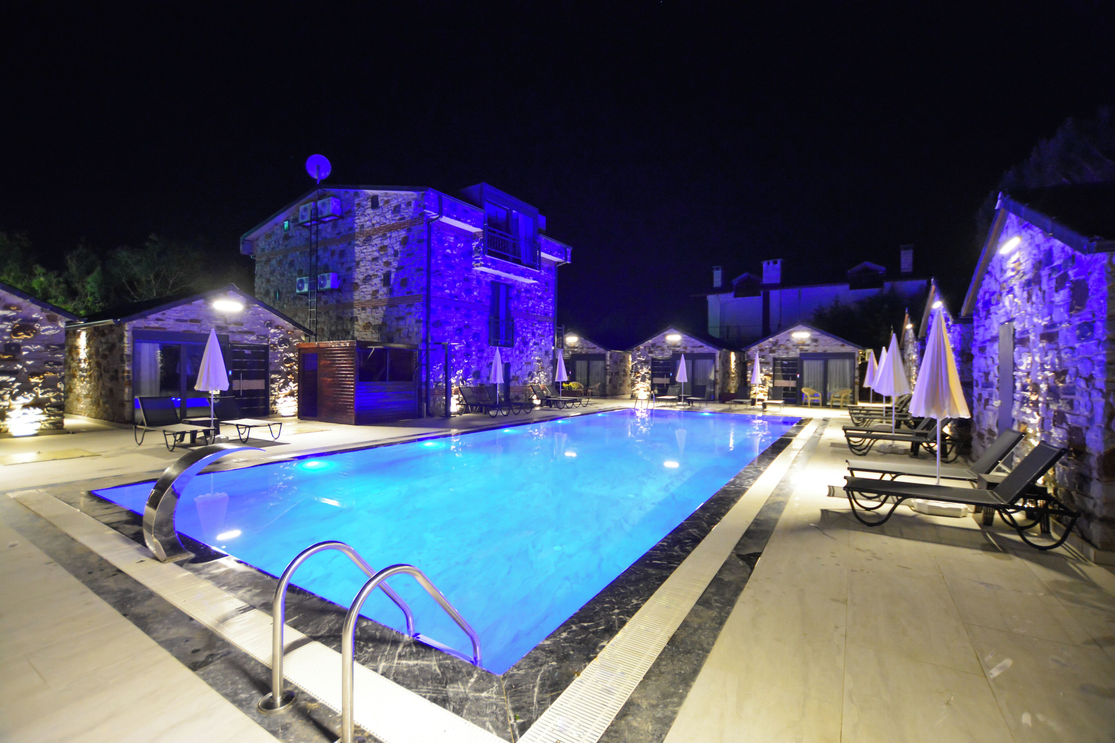 Agva Casa Rosa Bungalov Otel