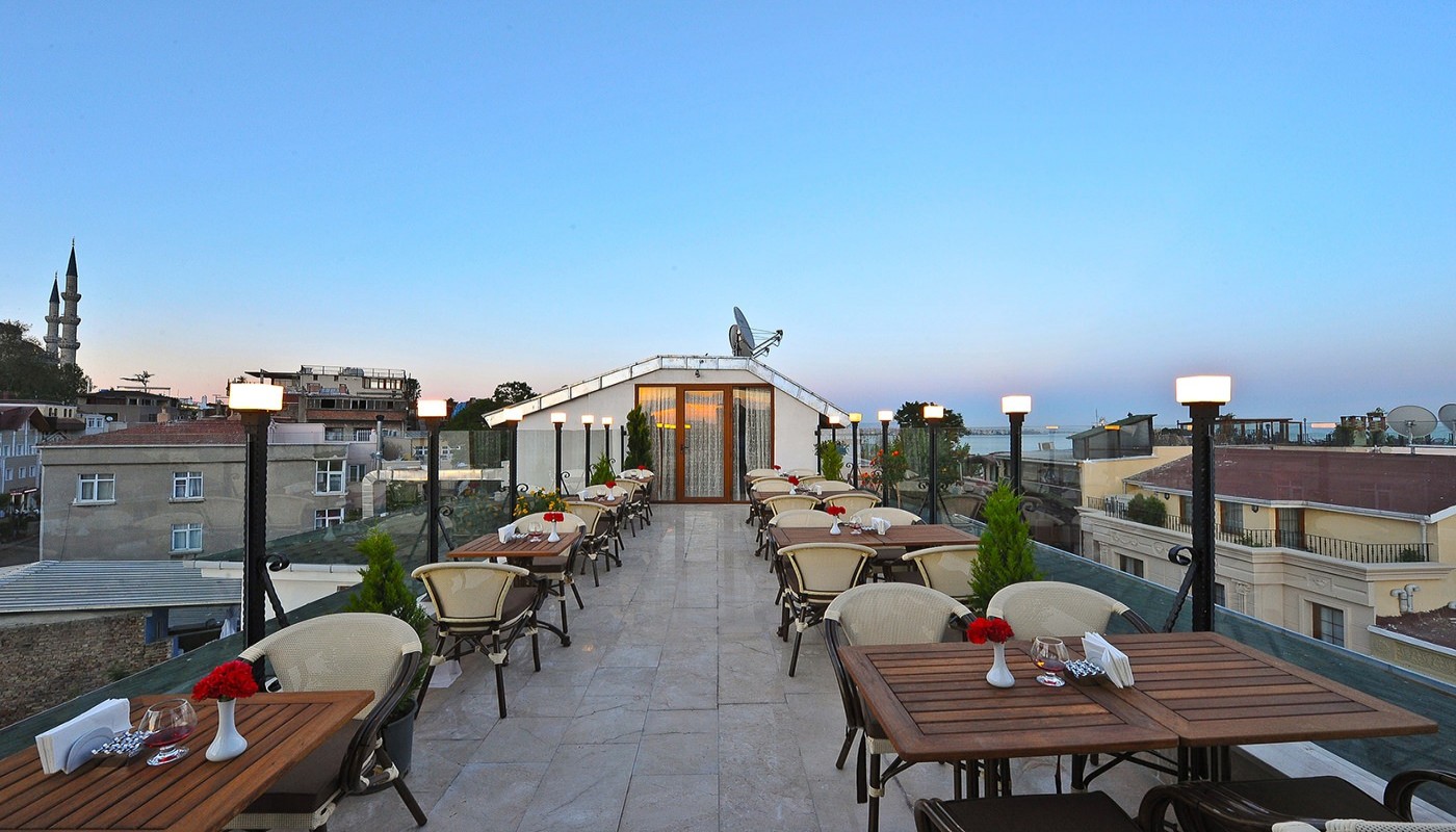 Albinas Hotel Old City