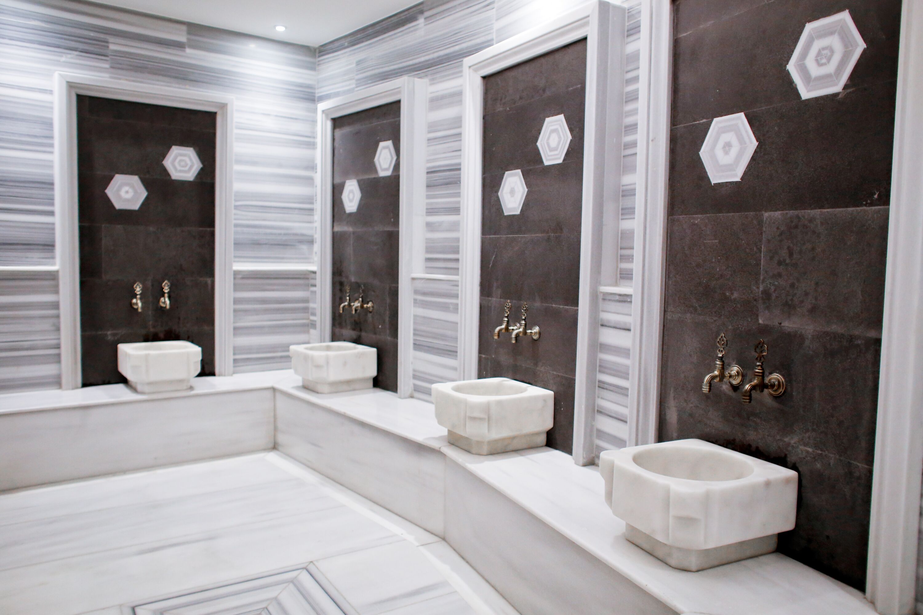 Aleksandr Pera Hotel
