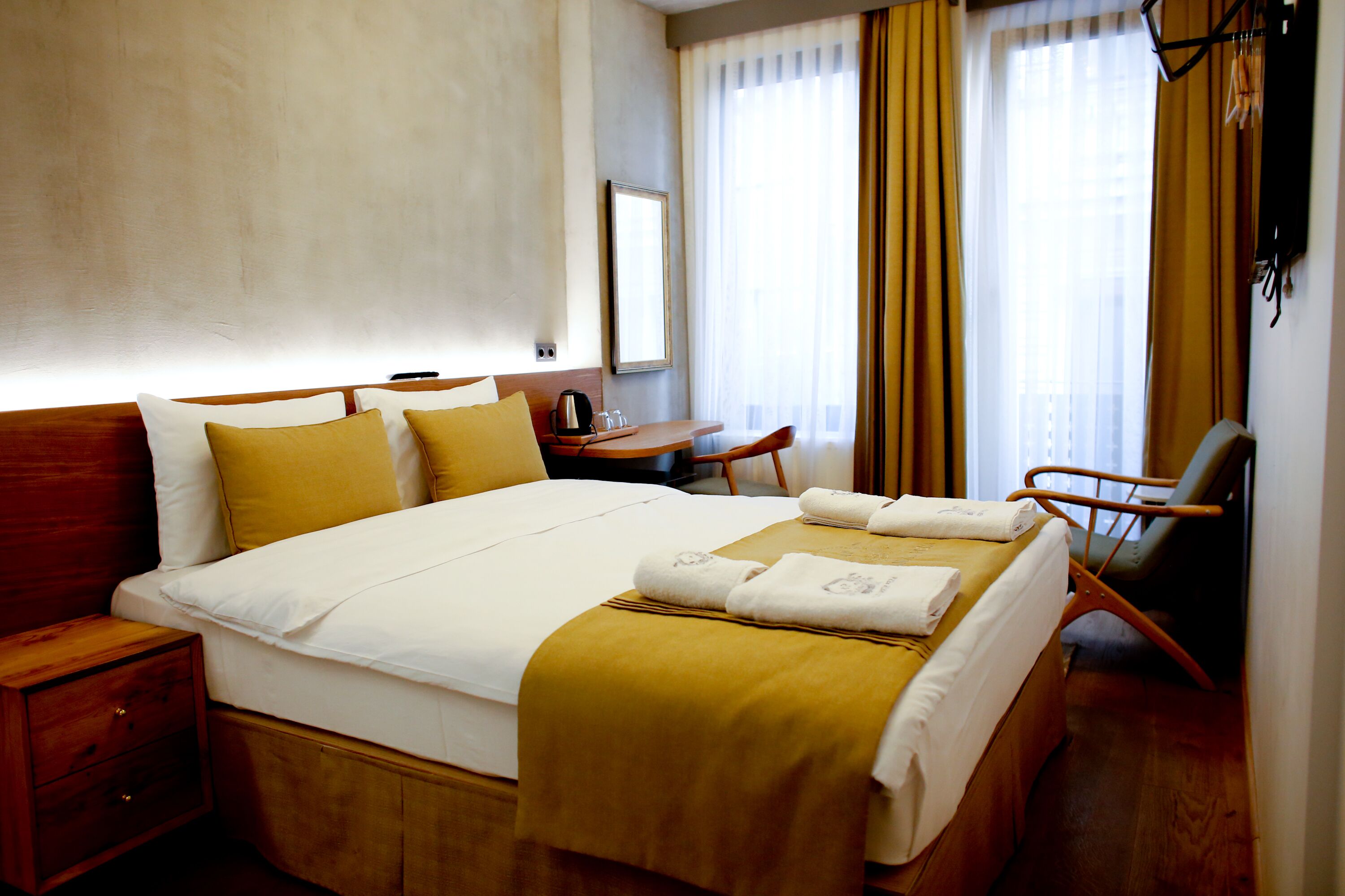 Aleksandr Pera Hotel
