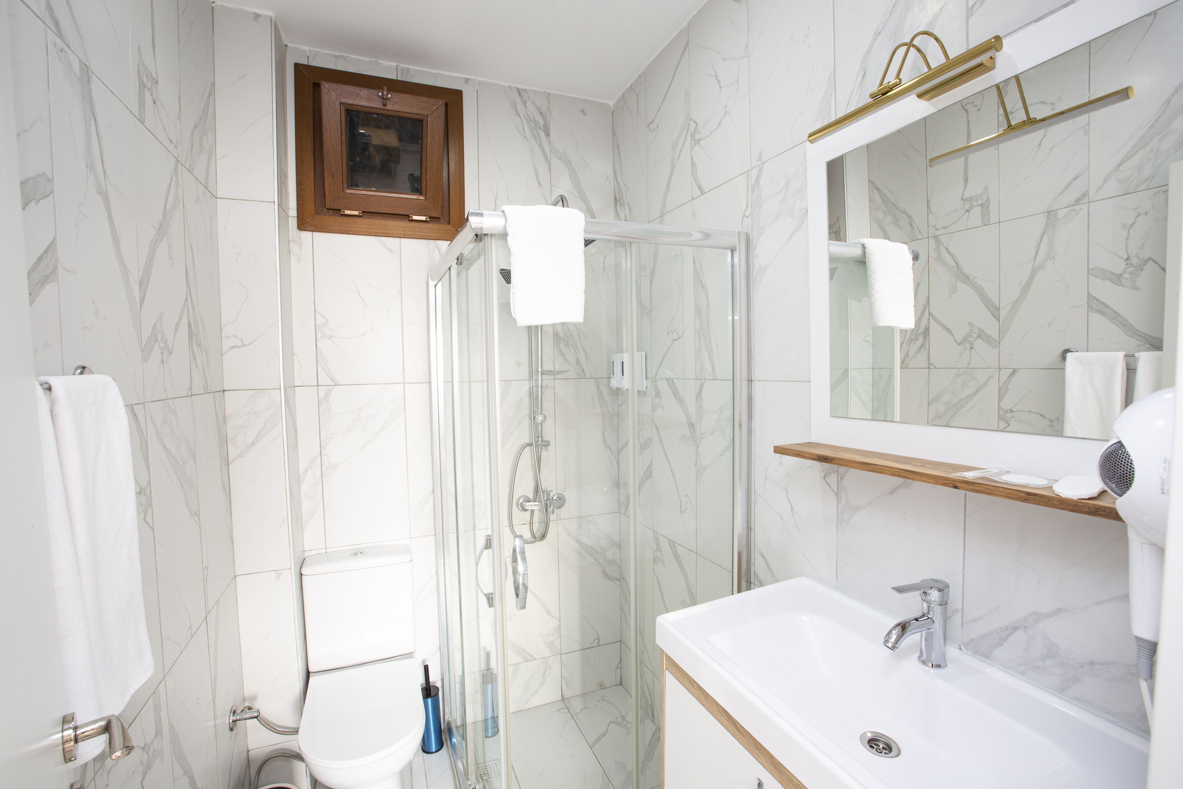 Alemeyn The Taksim Leons Hotel Cafe & Spa