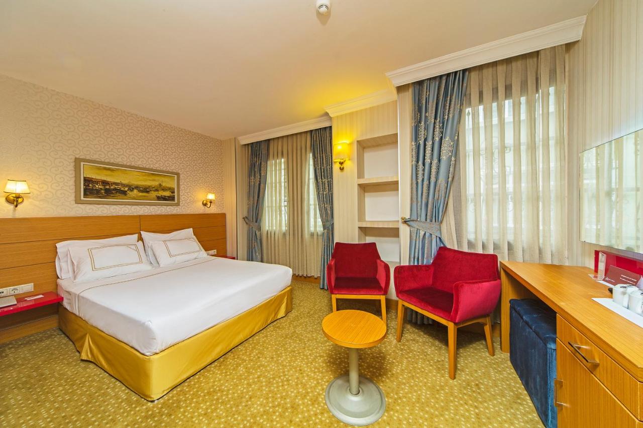 Almina Hotel