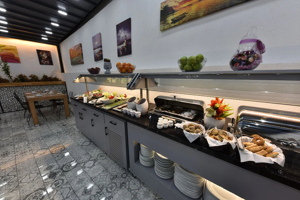 Almina Inn Hotel