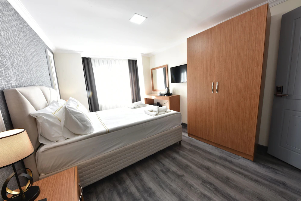 Almina Inn Hotel