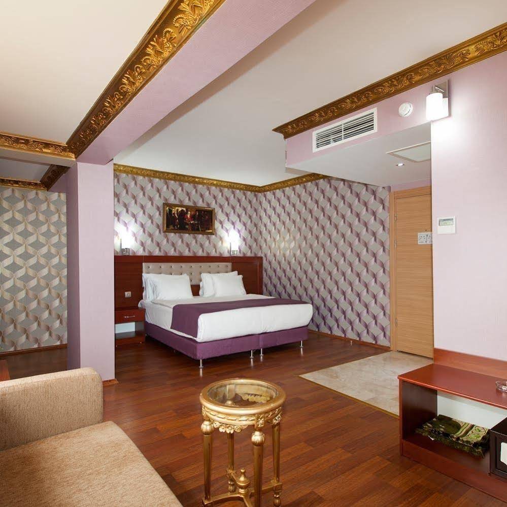 Alrazi Hotel