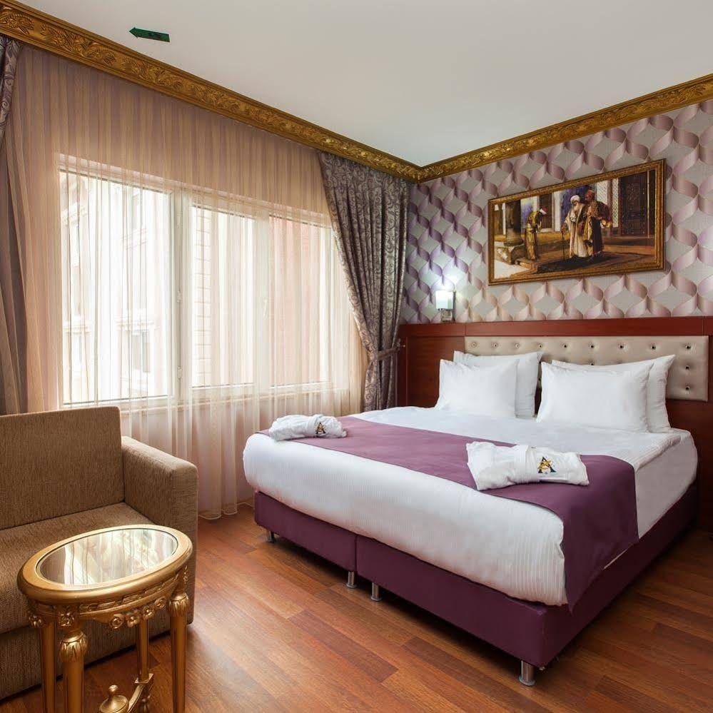 Alrazi Hotel