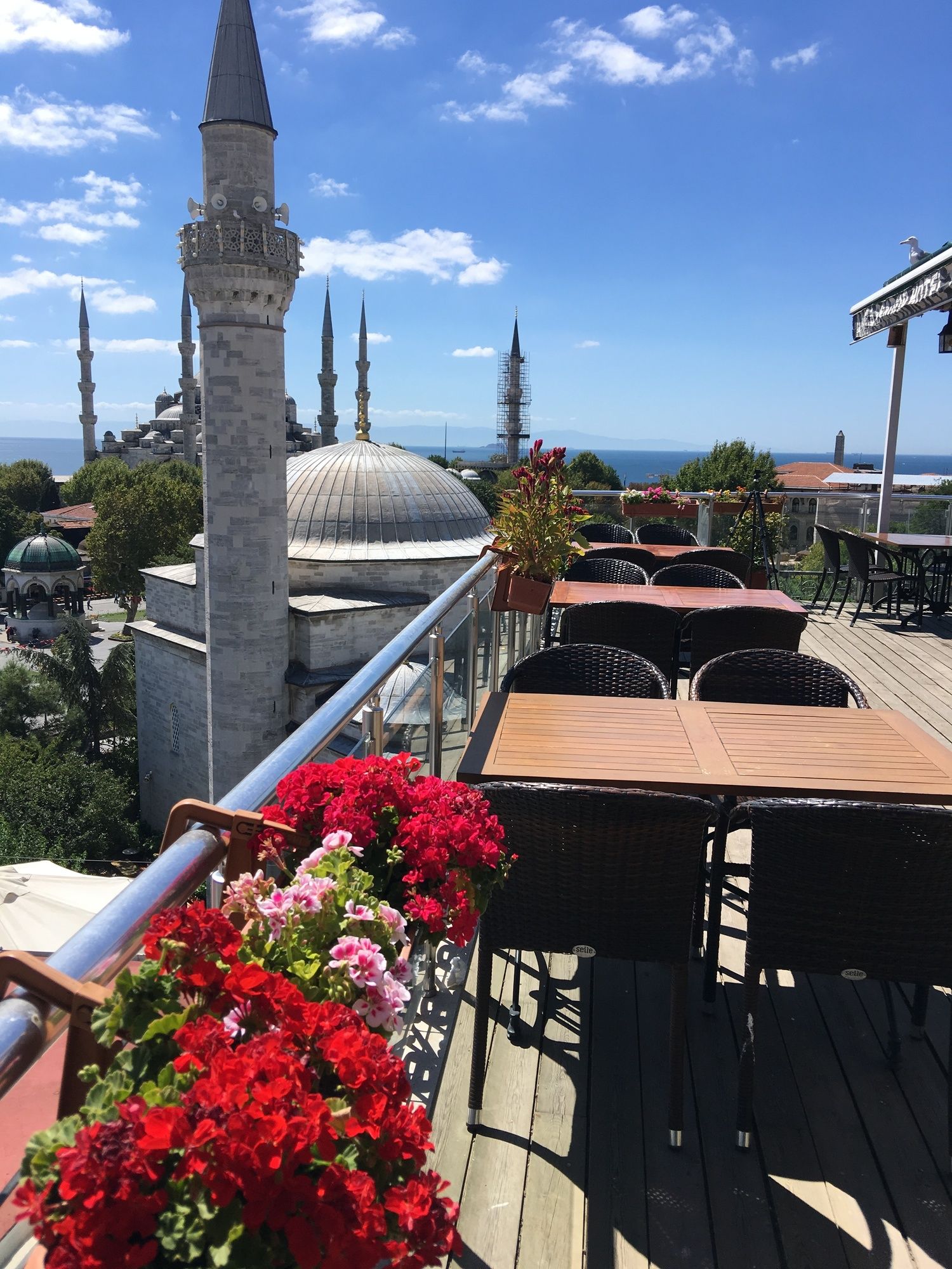 Lapis Inn Hotel Old City