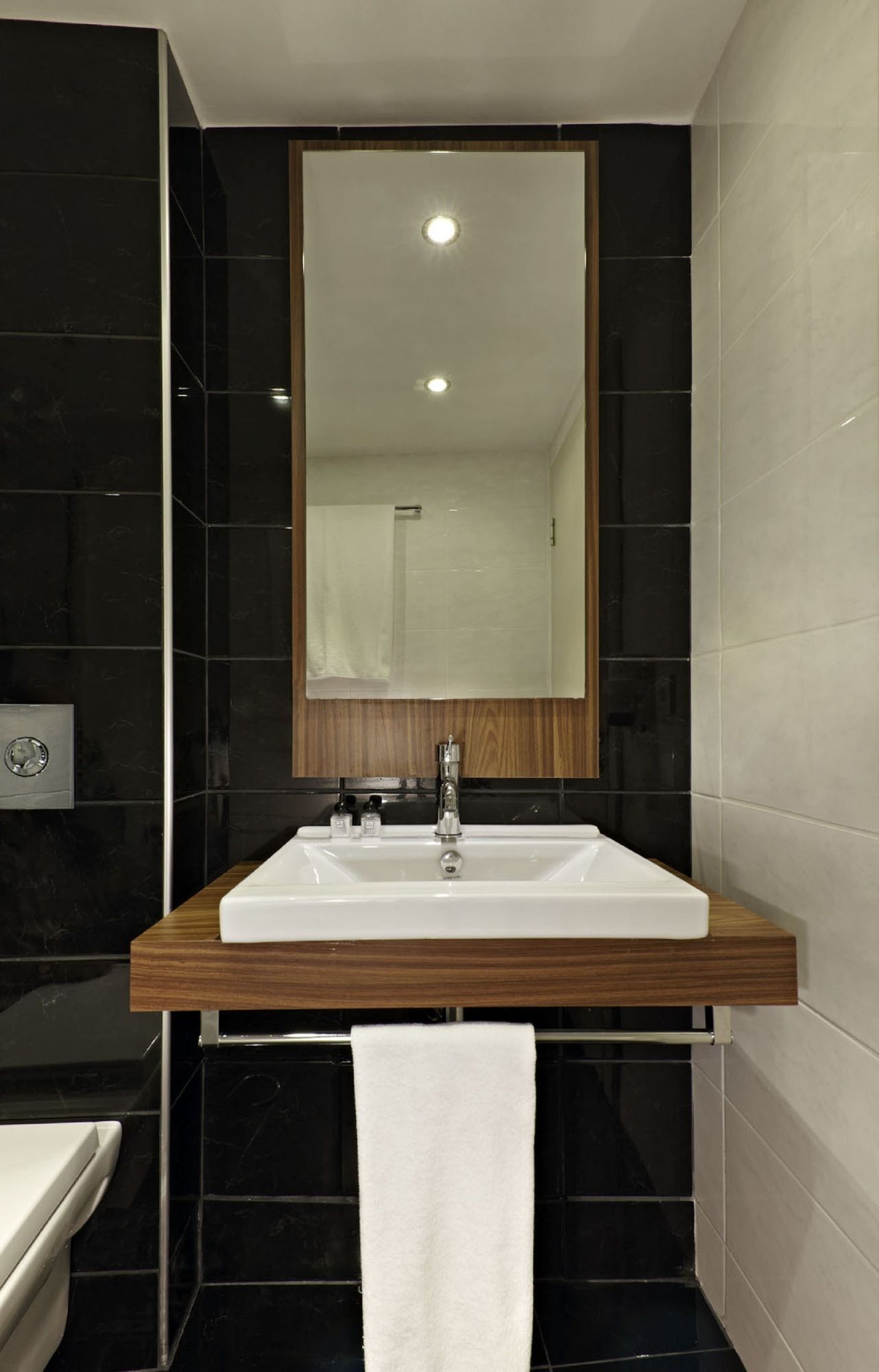 Lapis Inn Hotel Old City