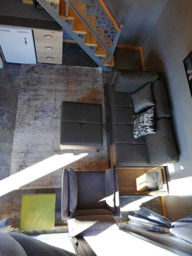 Antik River House