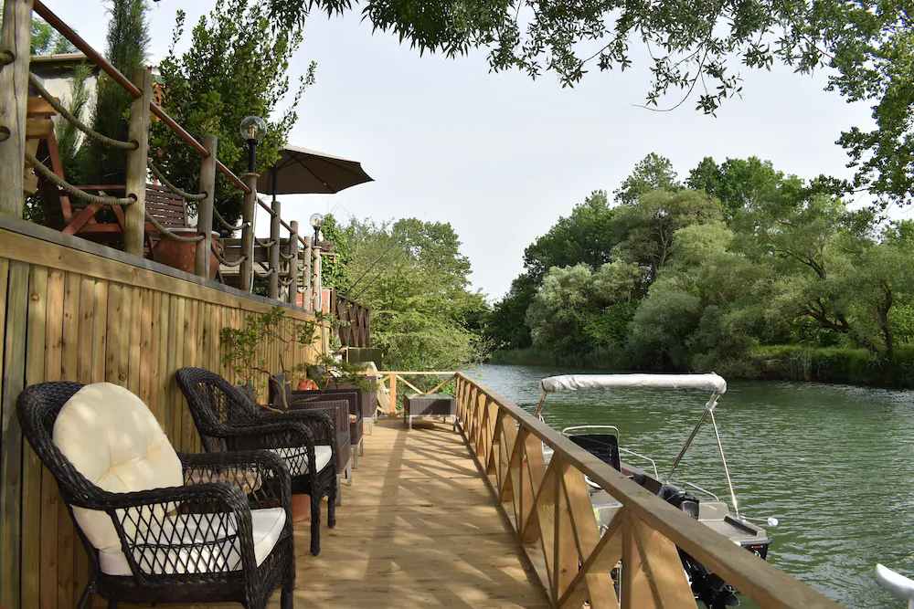 Antik River House