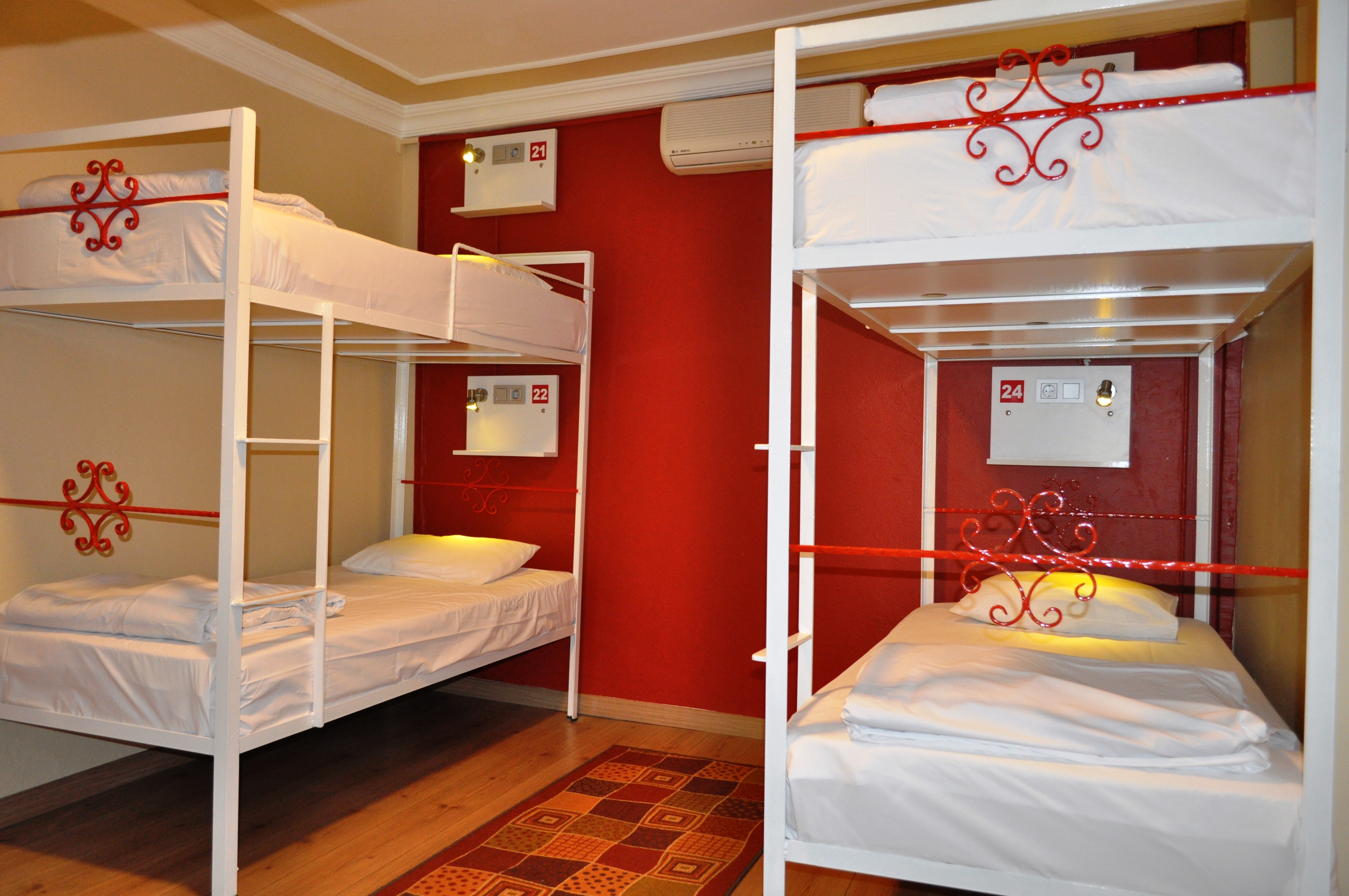 Antique Hostel