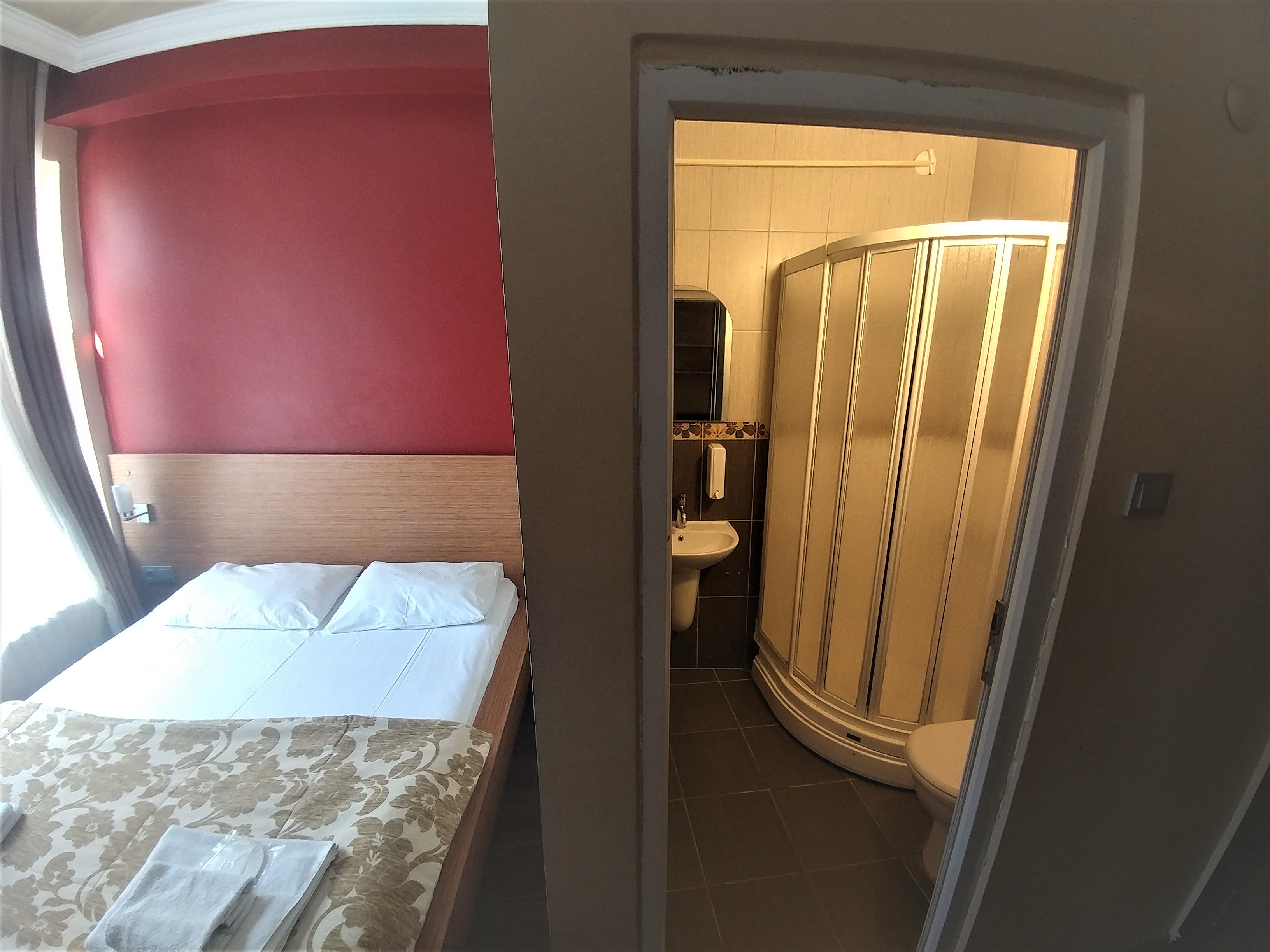Antique Hostel