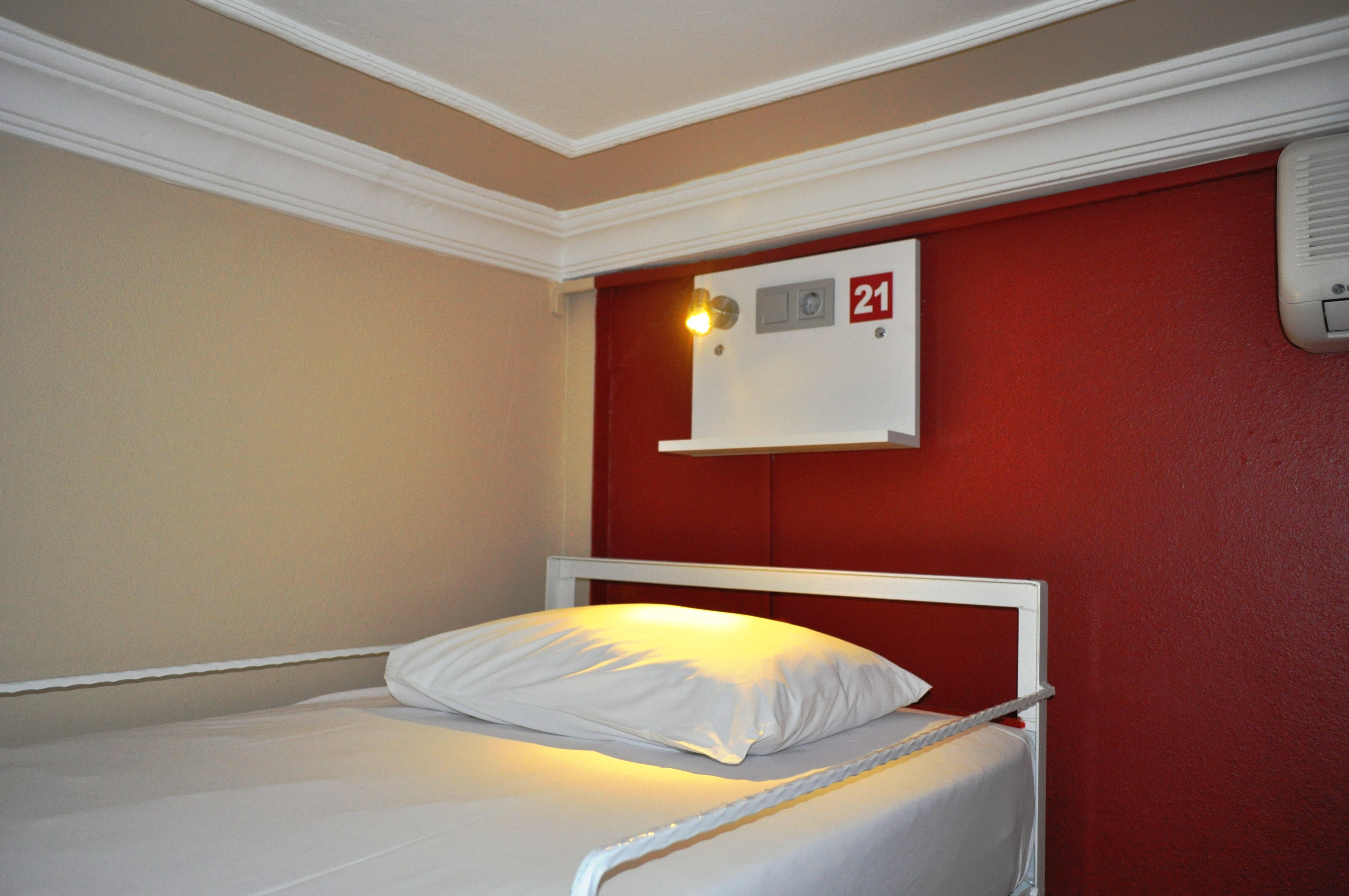 Antique Hostel