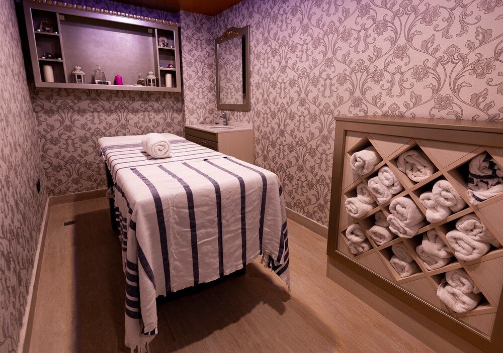 Antusa Design Hotel & Spa