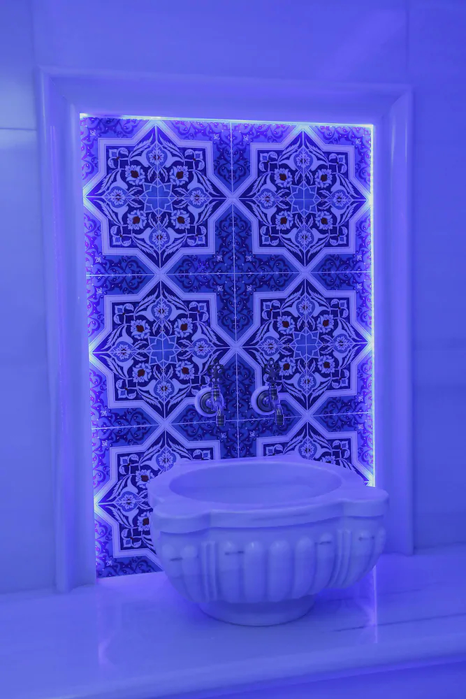 Art Nouveau Pera