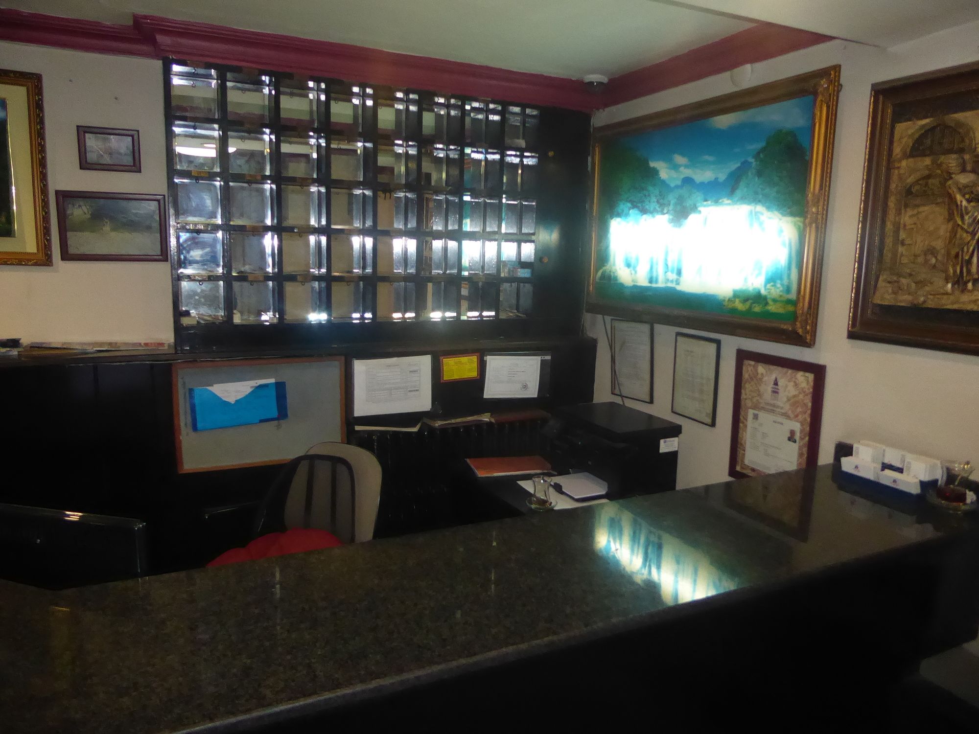 Boss To Hotel Taksim
