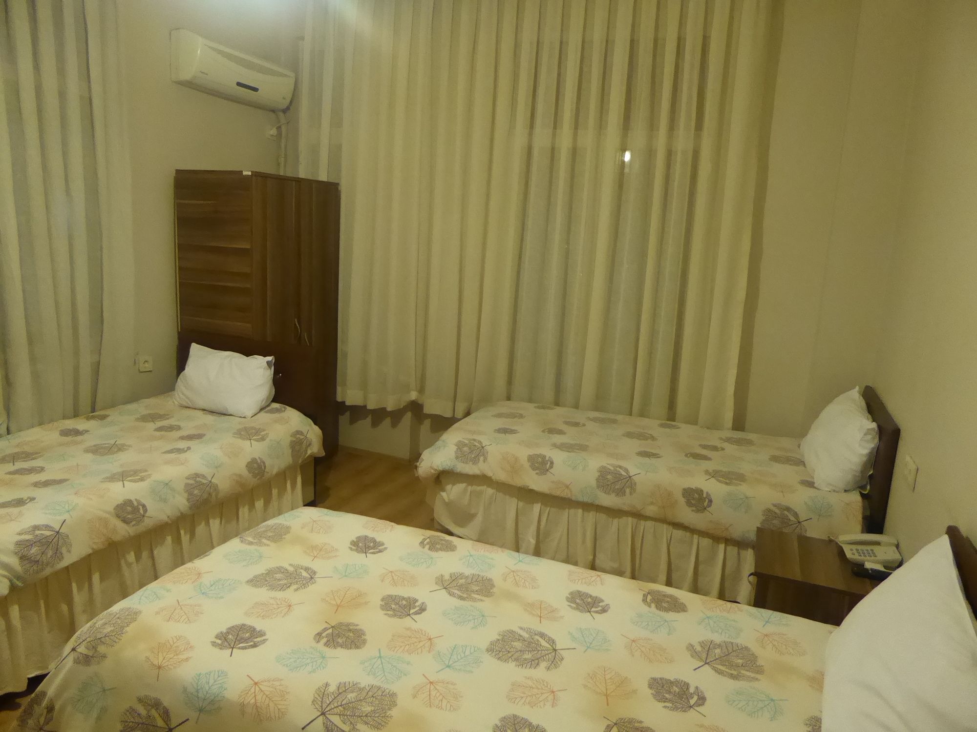 Boss To Hotel Taksim