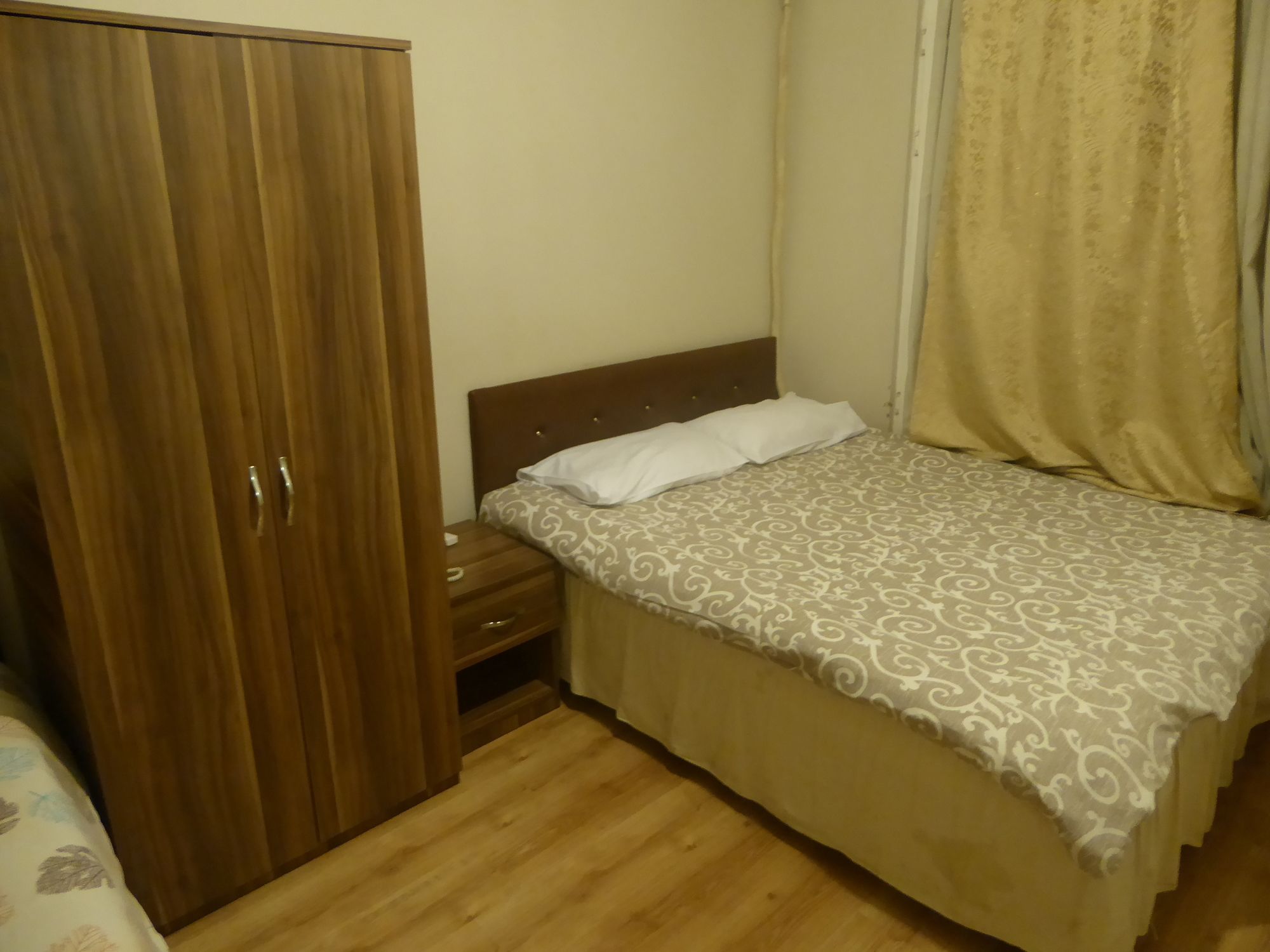 Boss To Hotel Taksim