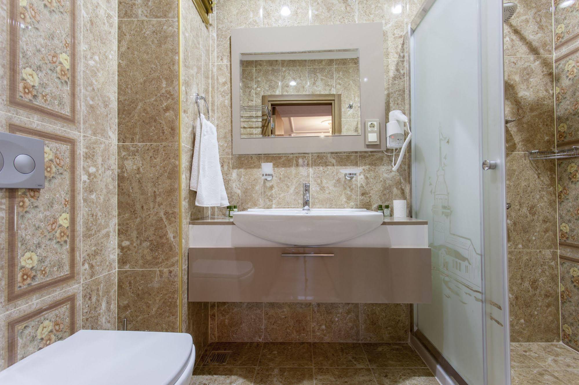 Asya World Hotel