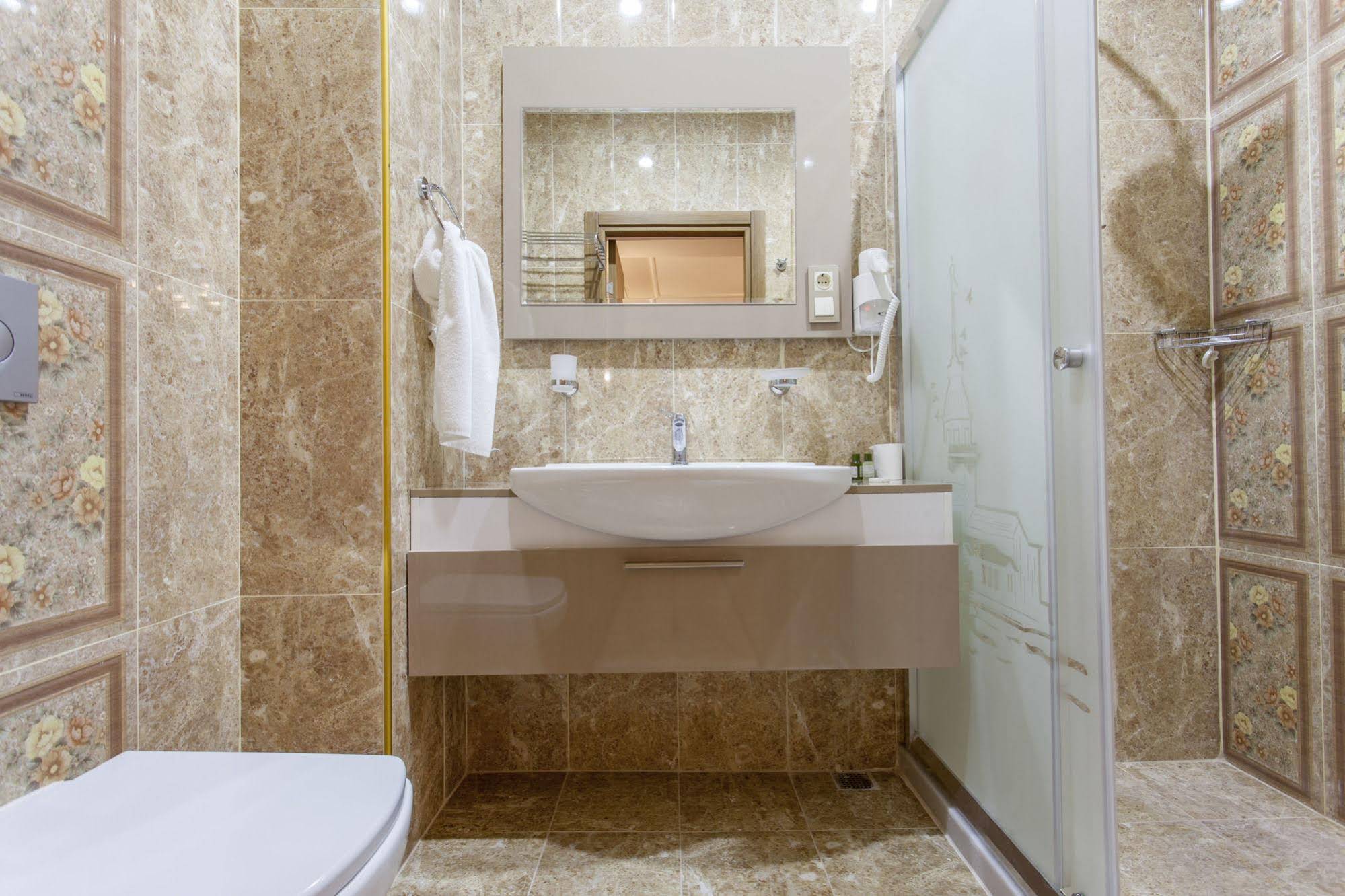 Asya World Hotel
