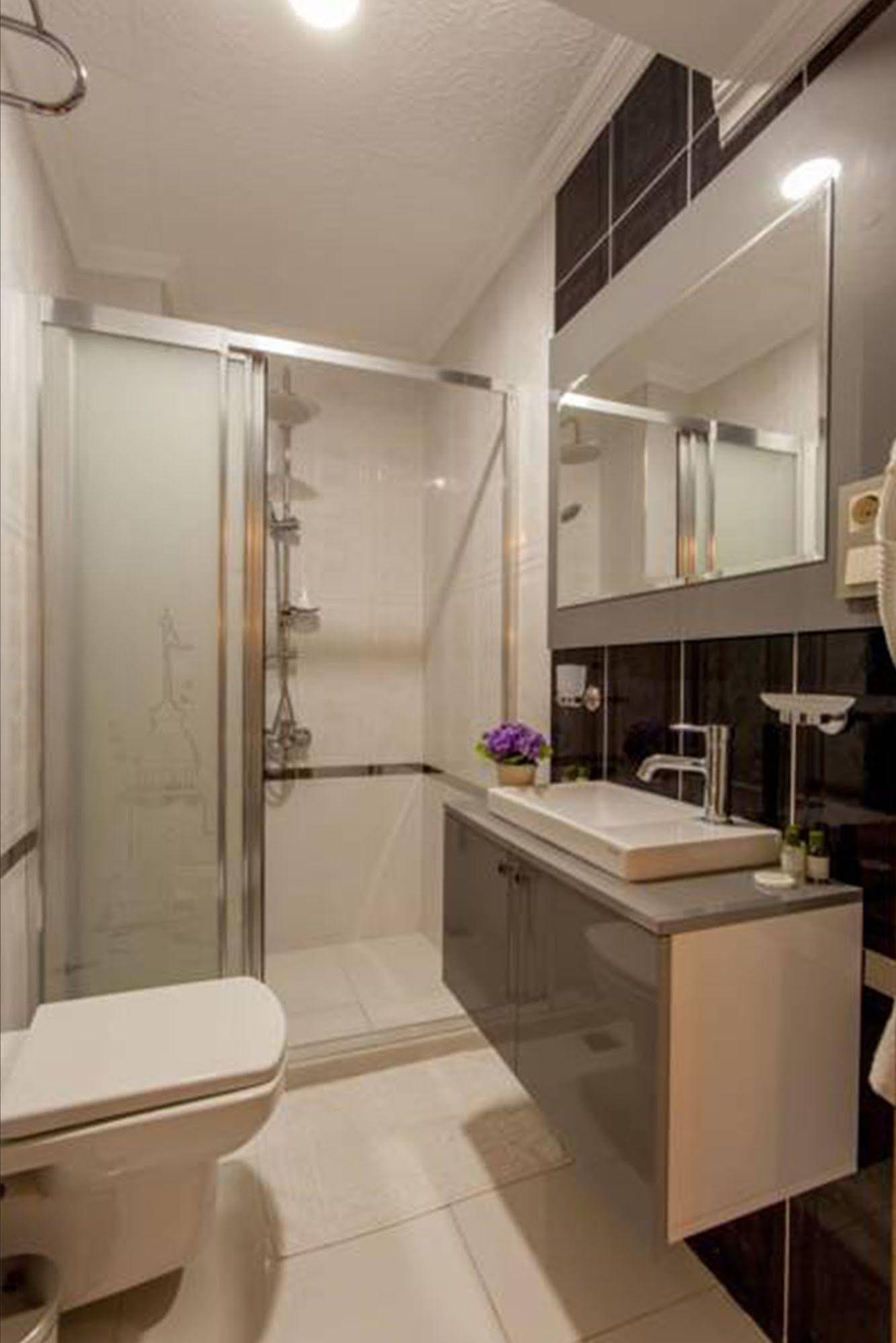 Asya World Hotel