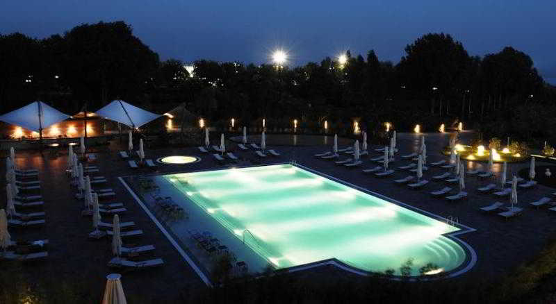 Ataköy Marina Hotel