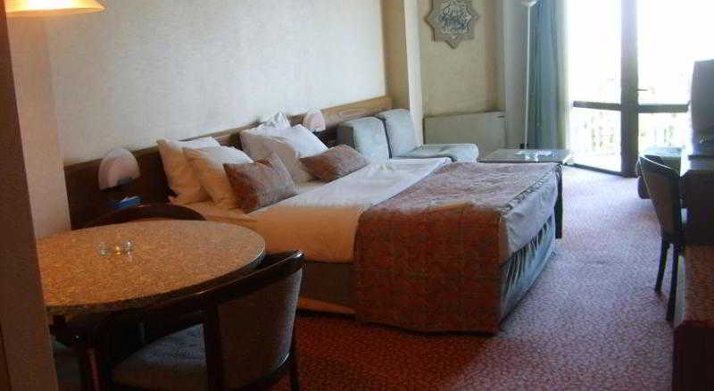 Ataköy Marina Hotel